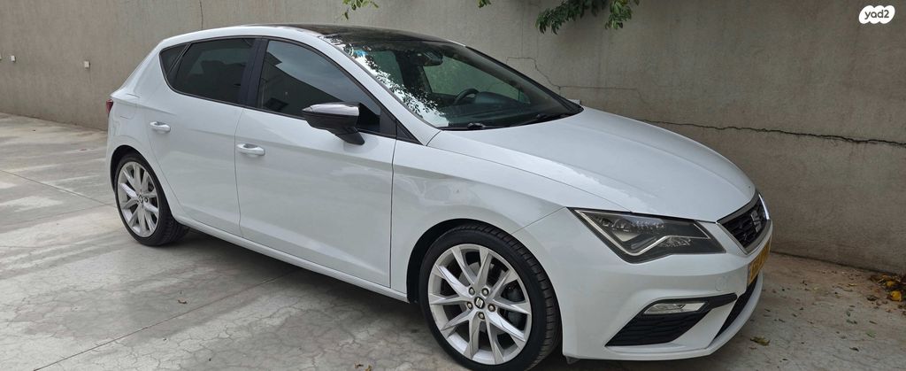 מודעת רכב סיאט לאון
