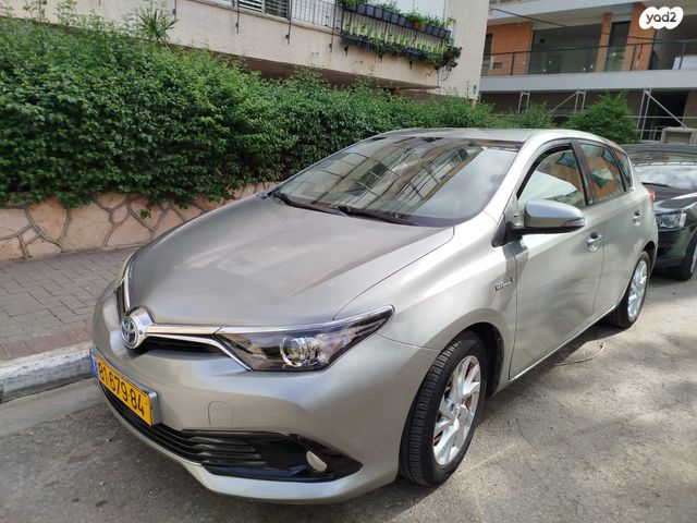 מודעת רכב טויוטה אוריס