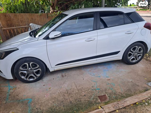 מודעת רכב יונדאי i20