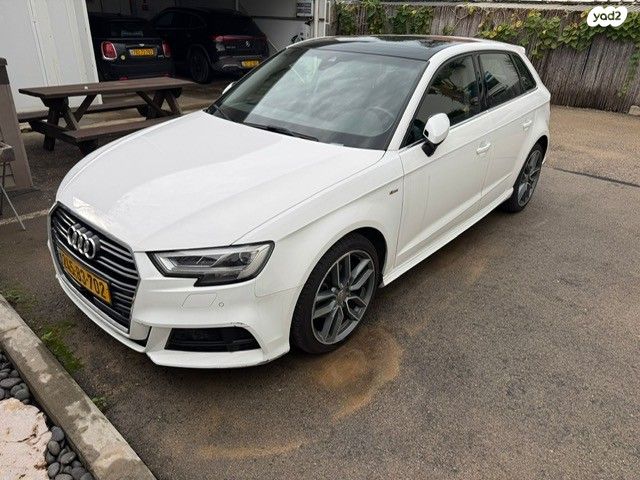 מודעת רכב אאודי A3