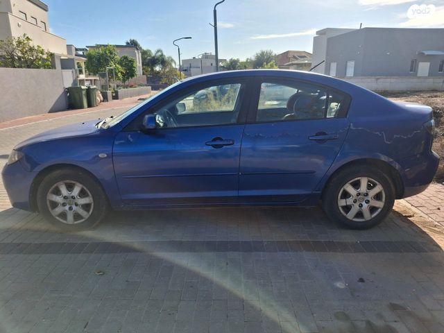 מודעת רכב מאזדה 3