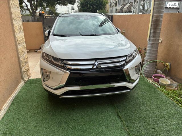 מודעת רכב מיצובישי אקליפס קרוס