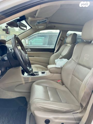 מודעת רכב ג'יפ גרנד צ'ירוקי