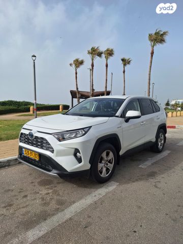 מודעת רכב טויוטה RAV4