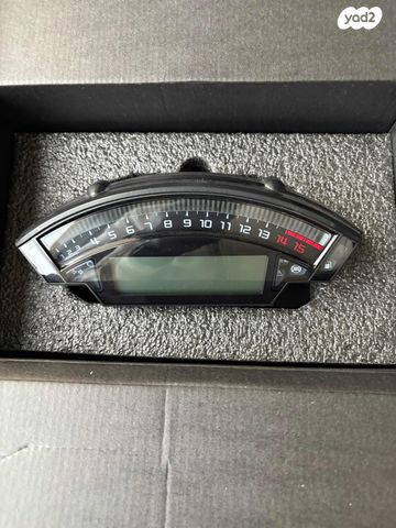 מודעת רכב קאוואסאקי נינג'ה ZX 10R