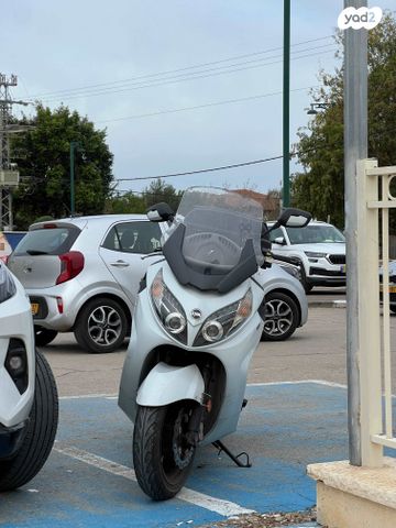 מודעת רכב סאן יאנג מקסים 600