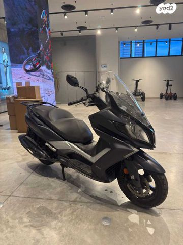 מודעת רכב קימקו דאון-טאון 350