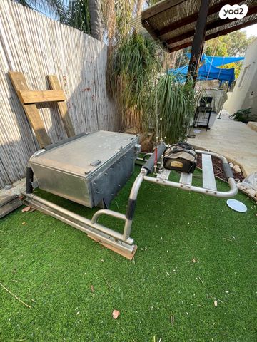 feedItemObj.data.row_1