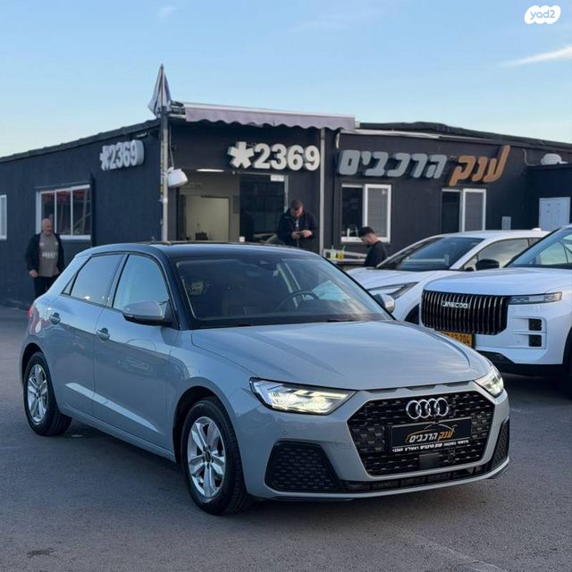 מודעת רכב אאודי A1