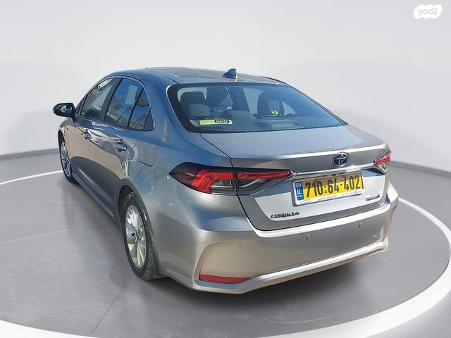 מודעת רכב טויוטה קורולה