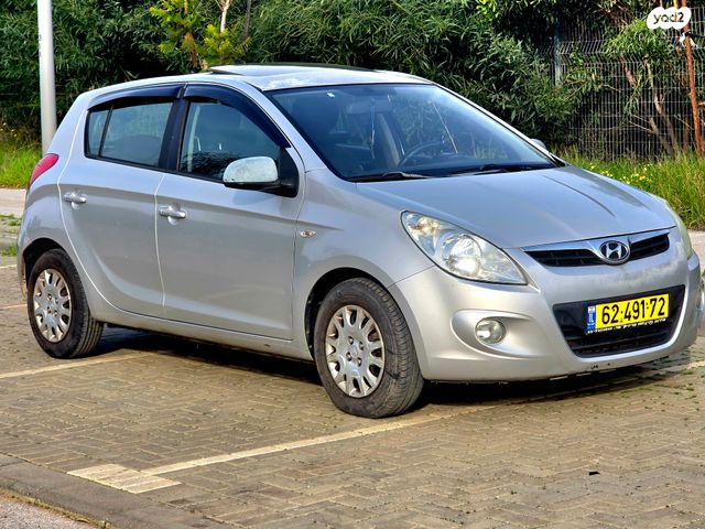 מודעת רכב יונדאי i20