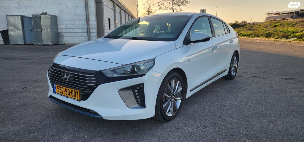 מודעת רכב יונדאי איוניק