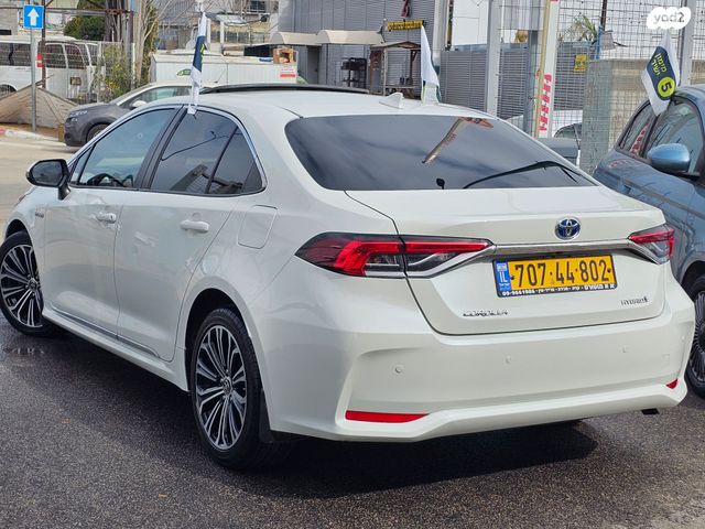 מודעת רכב טויוטה קורולה 2