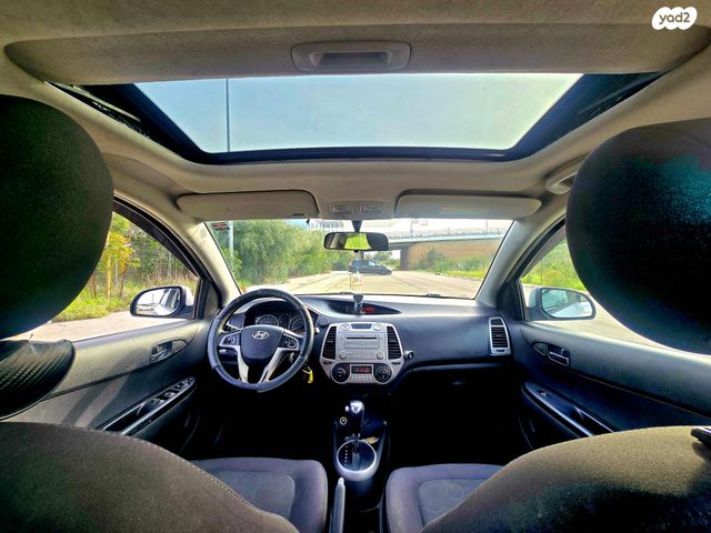 מודעת רכב יונדאי i20