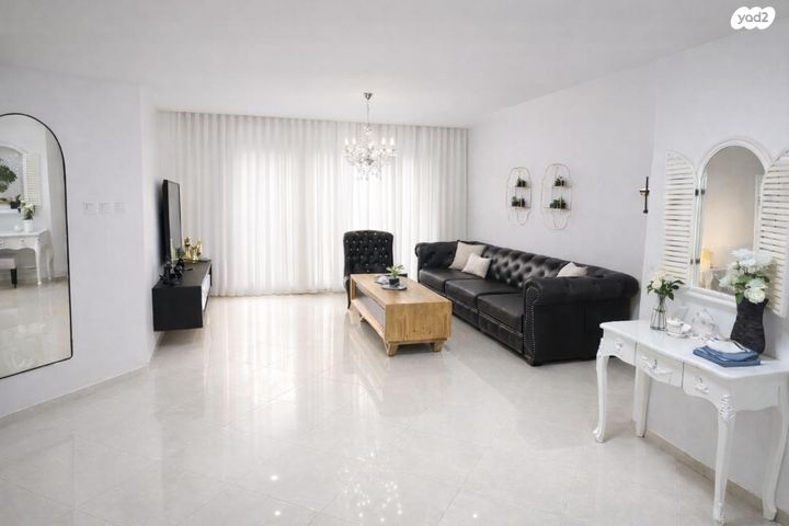 ישראל גלילי 23