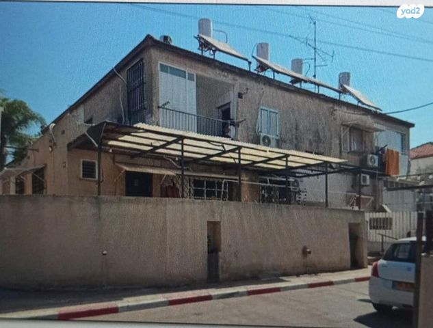 שדרות חכמי לובלין 10