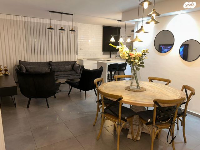 משה קהירי 16