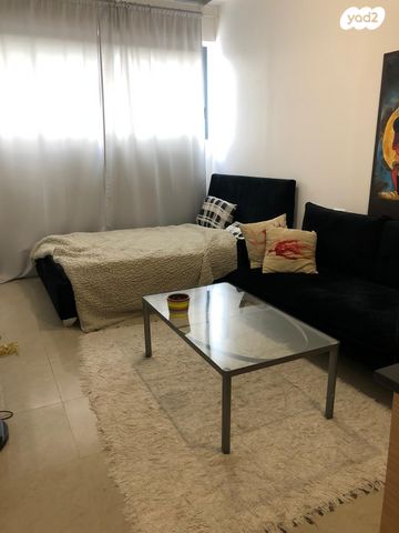 מדינת היהודים 100