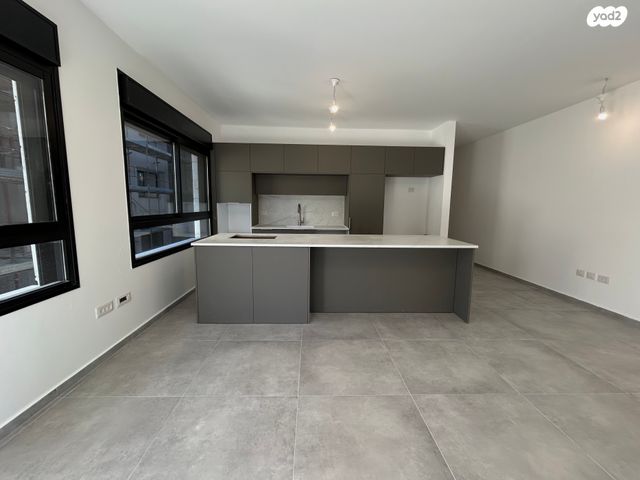 כ"ט בנובמבר 7