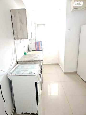 הרב הרצוג 21