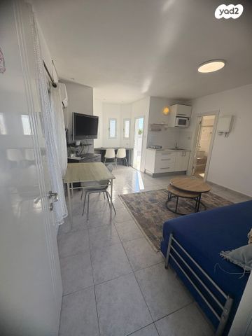 מנחם בן סרוק 12