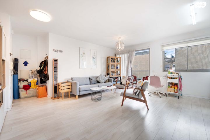 נחלת בנימין 132