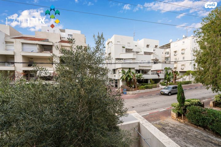 ד' / מערב מרכז העיר