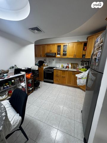 אברהם בן שושן 