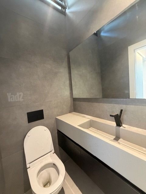 Ramat Gan, Israel 14
