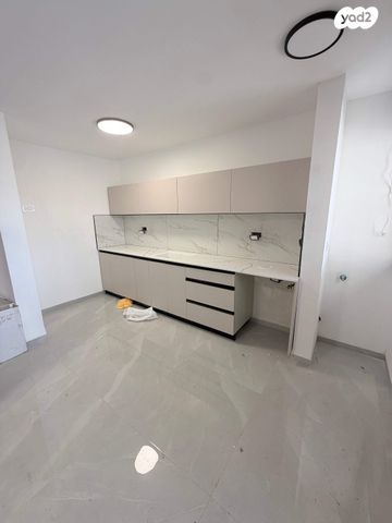 שדרות ירושלים 