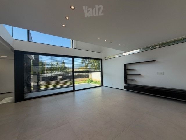 Ramat Gan, Israel 7