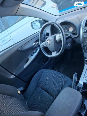 מודעת רכב טויוטה קורולה