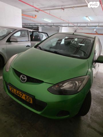 מודעת רכב מאזדה 2