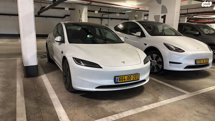 מודעת רכב טסלה מודל 3