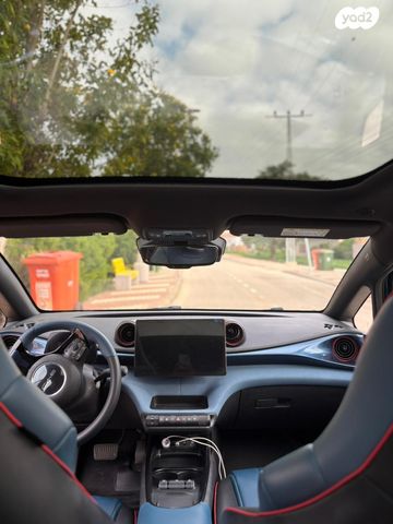 מודעת רכב בי.ווי.די דולפין