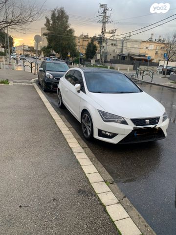 מודעת רכב סיאט לאון