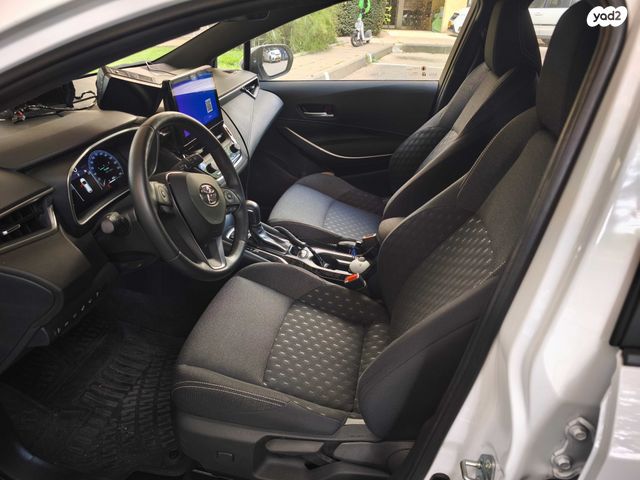 מודעת רכב טויוטה קורולה