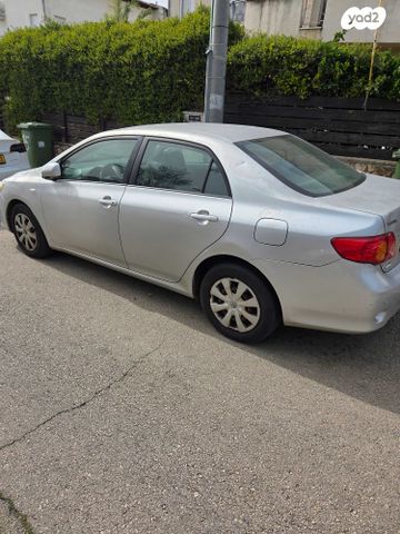 מודעת רכב טויוטה קורולה