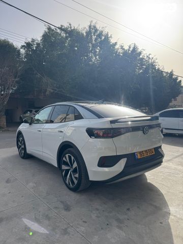 מודעת רכב פולקסווגן ID.5