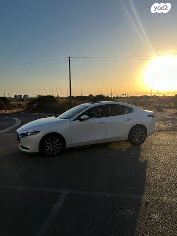 מודעת רכב מאזדה 3