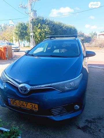 מודעת רכב טויוטה אוריס