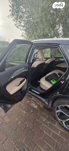 מודעת רכב ג׳ילי Geometry C