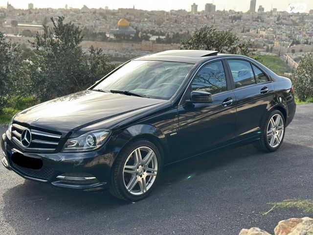 מודעת רכב מרצדס-בנץ C-class