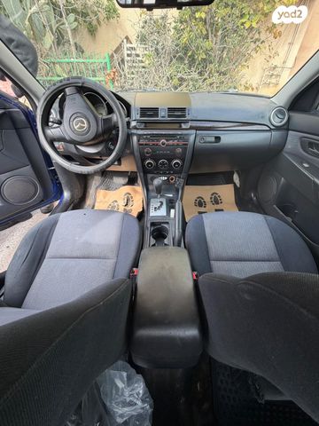 מודעת רכב מאזדה 3