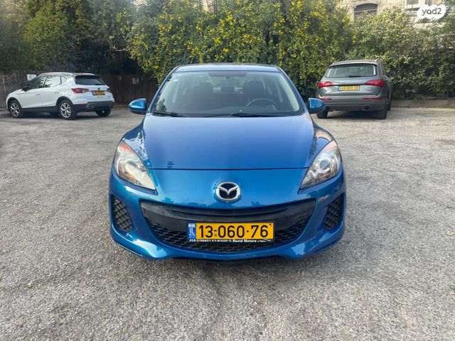 מודעת רכב מאזדה 3