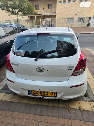 מודעת רכב יונדאי i20
