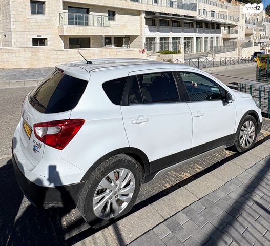 מודעת רכב סוזוקי קרוסאובר