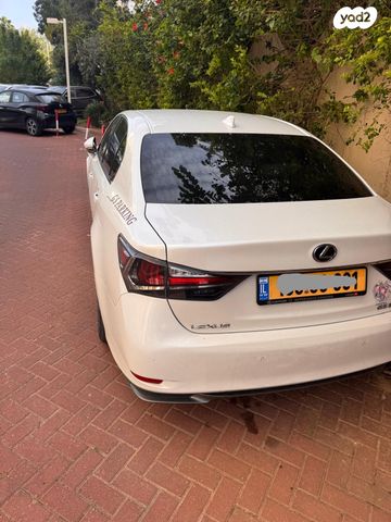מודעת רכב לקסוס GS
