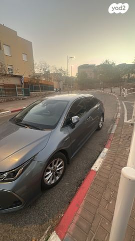 מודעת רכב טויוטה קורולה