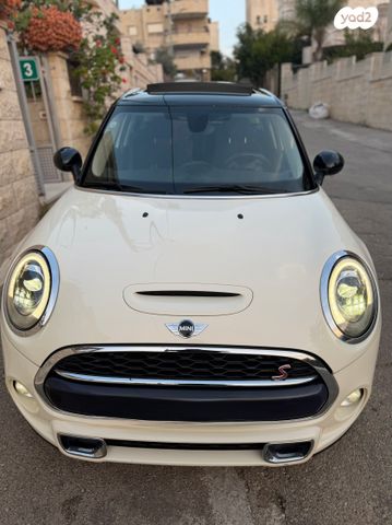 מודעת רכב מיני קופר